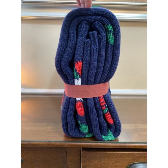 Rowing Blazers Target Rose Print Throw Blanket - Picture 9 of 10